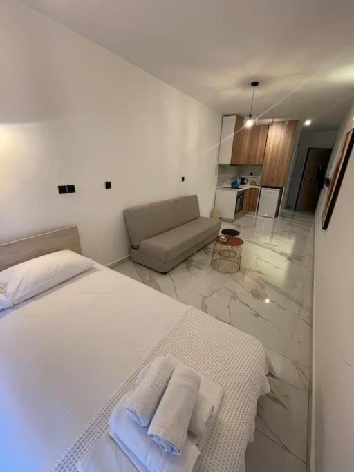 Luxury No4 Apartment In Ladadika Thessaloniki Exterior photo